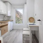 Apartment Pleamar
